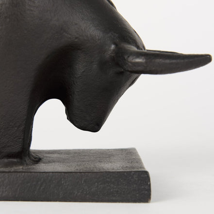 bull bookend head from side